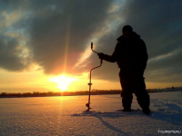 Зимняя рыбалка не только времяпровождение на природе и развлечения, но и опасность