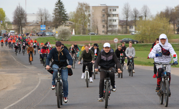 В Марьиной Горке прошел районный велопробег «Уходит время, с нами остается память…»