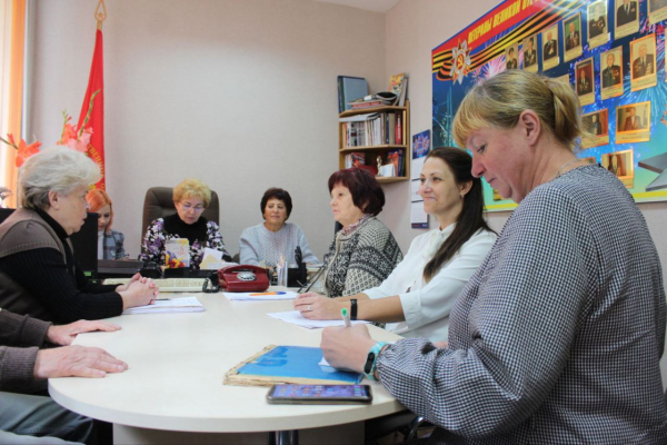 В Пуховичской районной организации ветеранов состоялся открытый диалог «Все вместе — мы Беларусь»