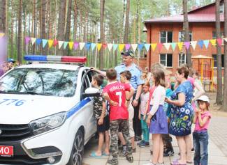 Сотрудники Пуховичского РОВД рассказали детям о правилах безопасного отдыха