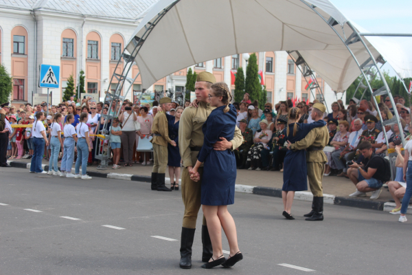 «С любовью к тебе, моя Беларусь», —   под таким слоганом в Марьиной Горке прошло праздничное мероприятие, посвященное Дню Независимости Республики Беларусь