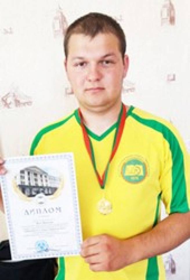 Учащийся Марьиногорского колледжа стал победителем «Трактор-шоу»