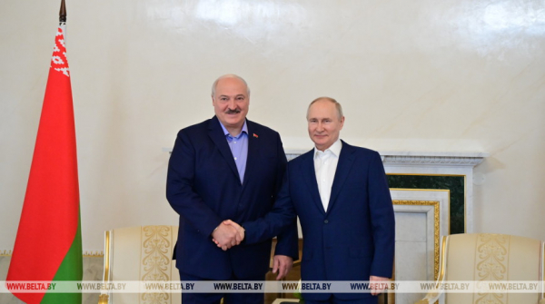 Senator: Lukashenko, Putin analyze military situation around Union State