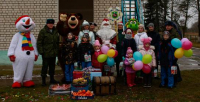 Военнослужащие устроили праздник для детей из Дубровского приюта