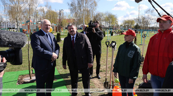 Lukashenko gives additional instructions to landscape Bragin, other Chernobyl-hit towns