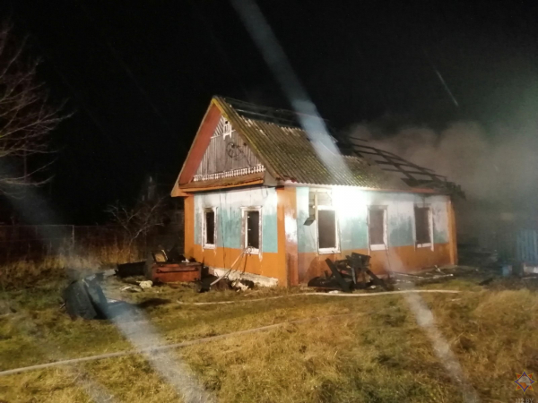 На пожаре очевидец спас хозяина дома