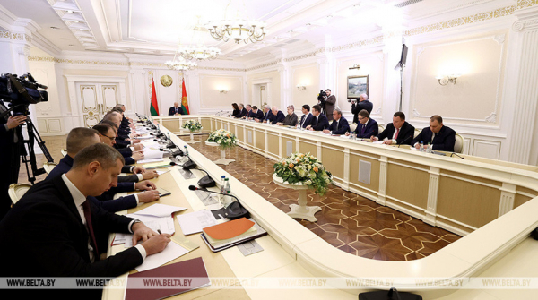 Lukashenko on Union State programs: Russia, Belarus are not ceding their sovereignty