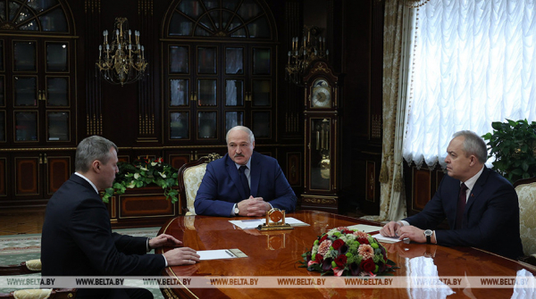 Lukashenko hosting meeting to discuss education, public organizations in Belarus