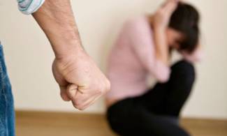 Домашнее насилие: как распознать и как помочь?