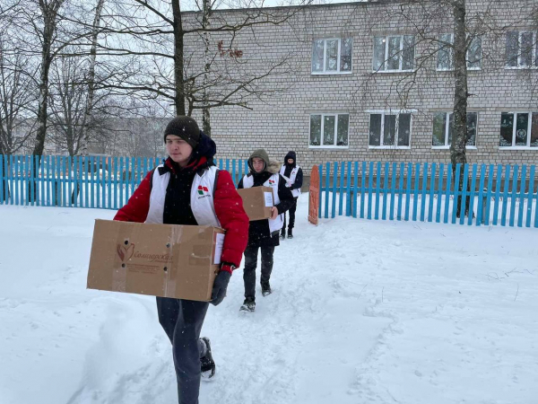 Пуховчане собрали гуманитарный груз в рамках акции «Белая Русь » — детям Донбасса»