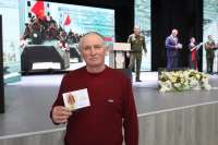 В Марьиной Горке воинам-интернационалистам вручили юбилейную медаль