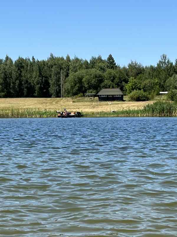 В этот жаркий день МЧС напоминает правила безопасности на воде: