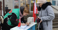 В Марьиной Горке прошел пикет по сбору подписей в поддержку действующего Президента Республики Беларусь